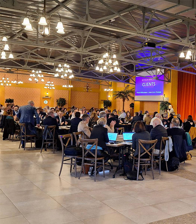 collègues au séminaire