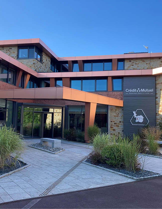 Crédit Mutuel Maine-Anjou, Basse-Normandie - laval siège